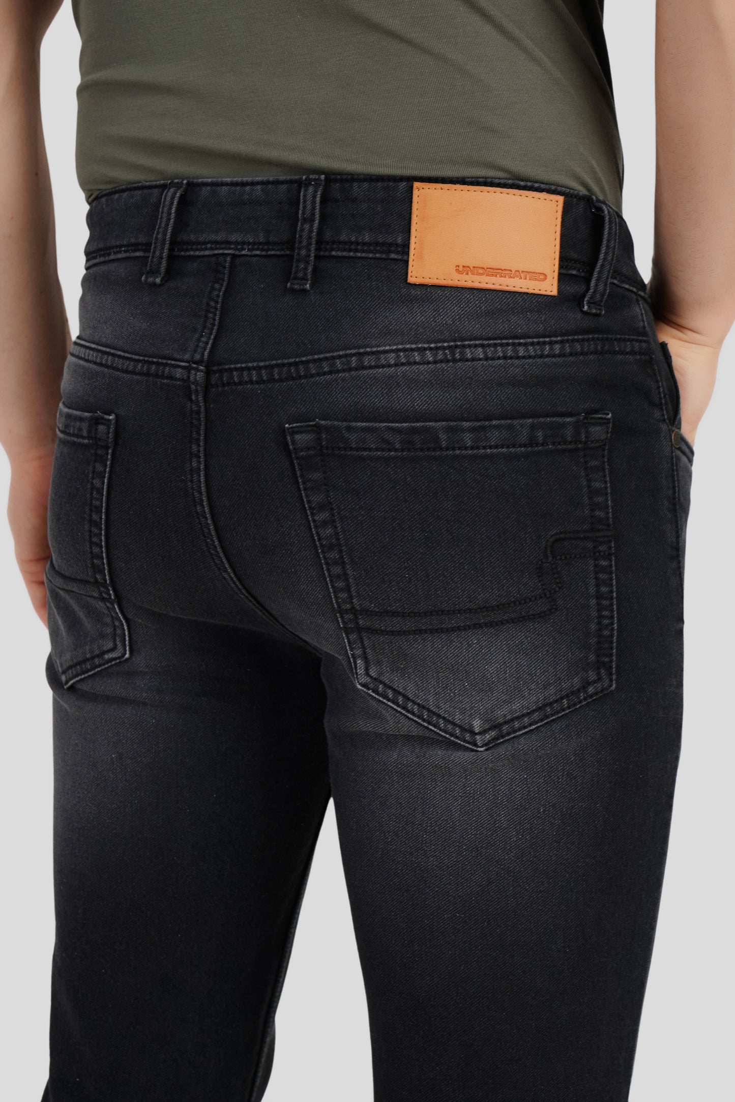 Black Mid Rise Men's Slim Fit Jeans Pic 6