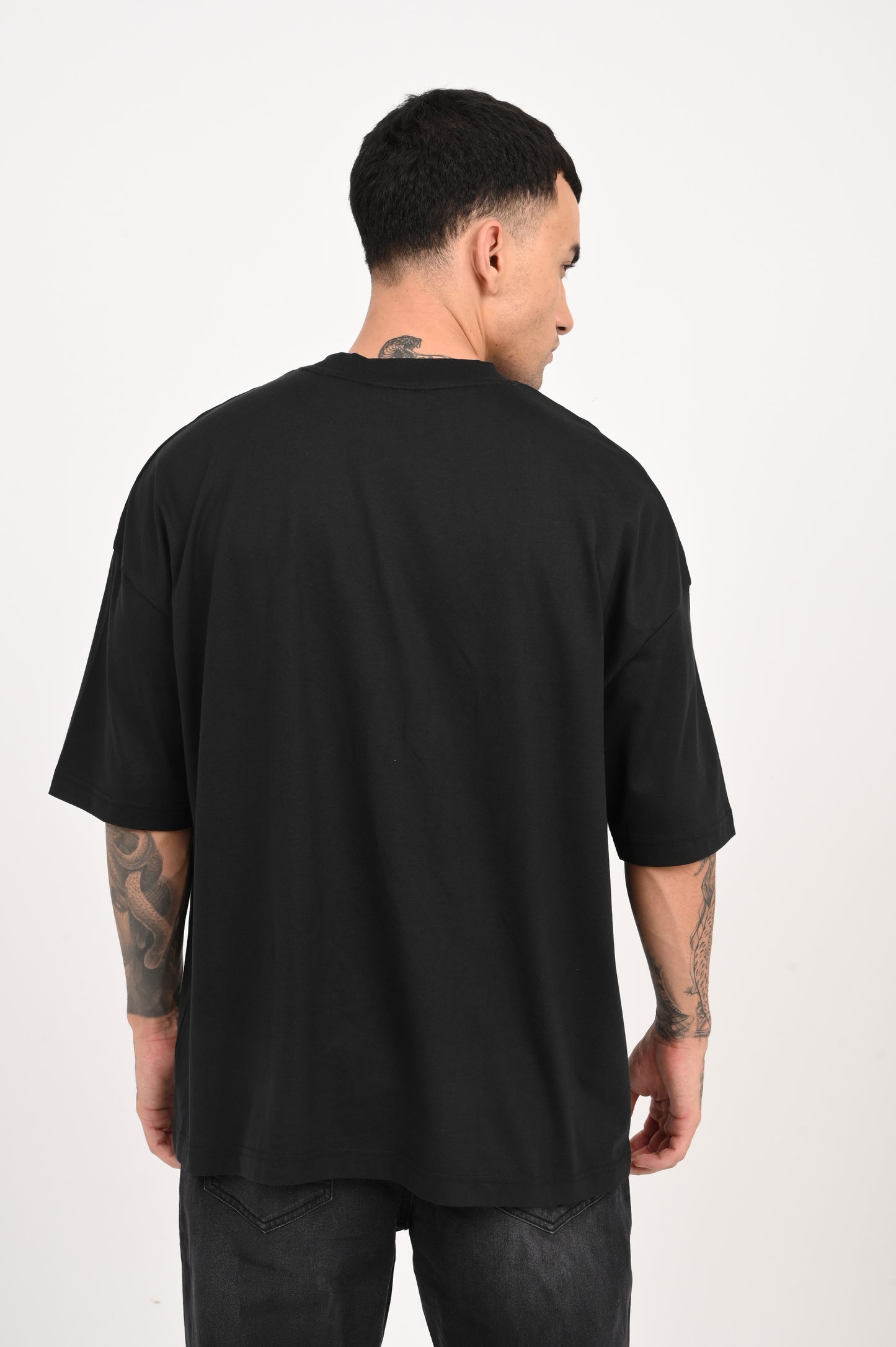 Stylish Sensual Bold Black Baggy Fit T-shirt Men