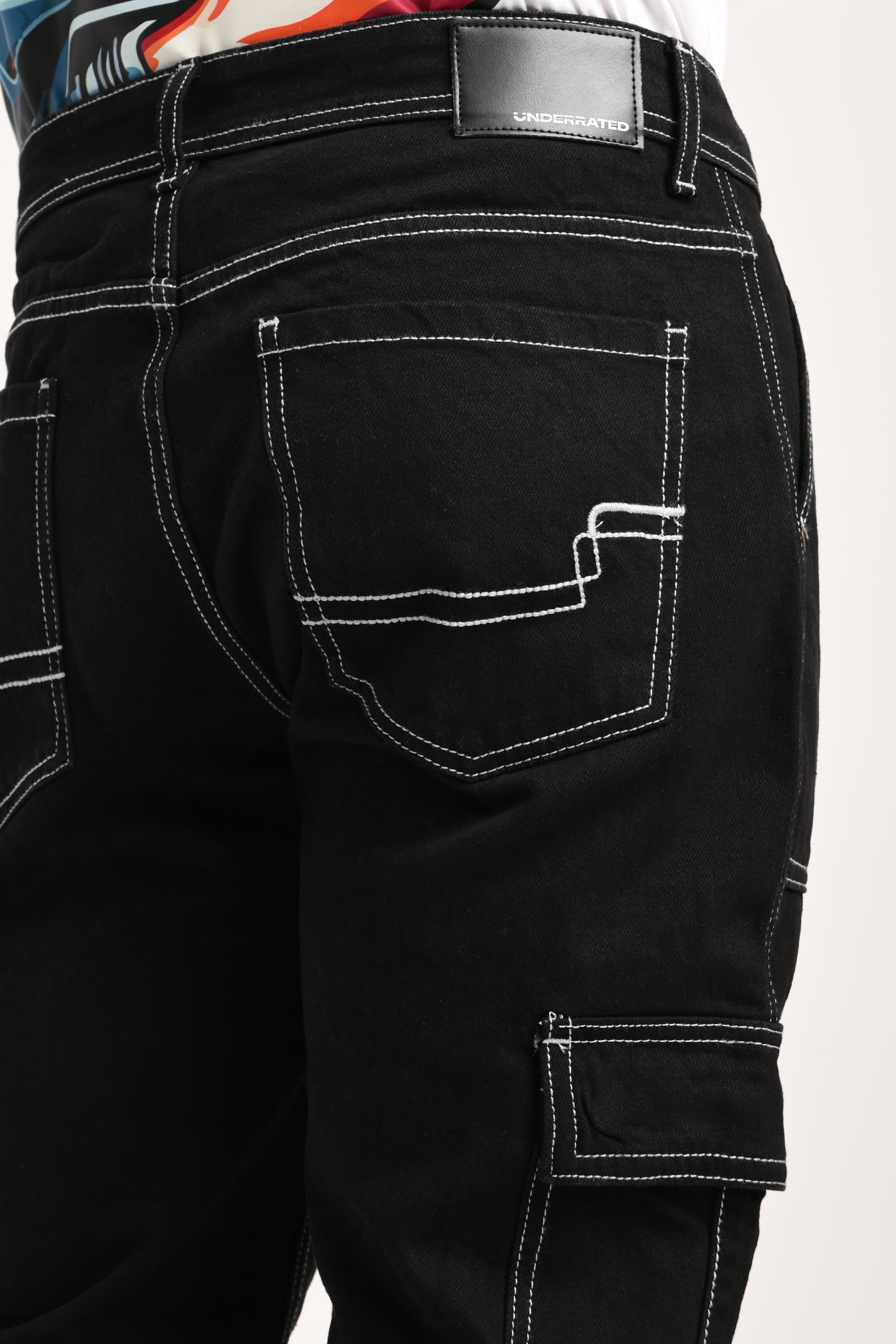 Black Cargo Jeans For Men - Mid Rise Regular Fit Pic 8
