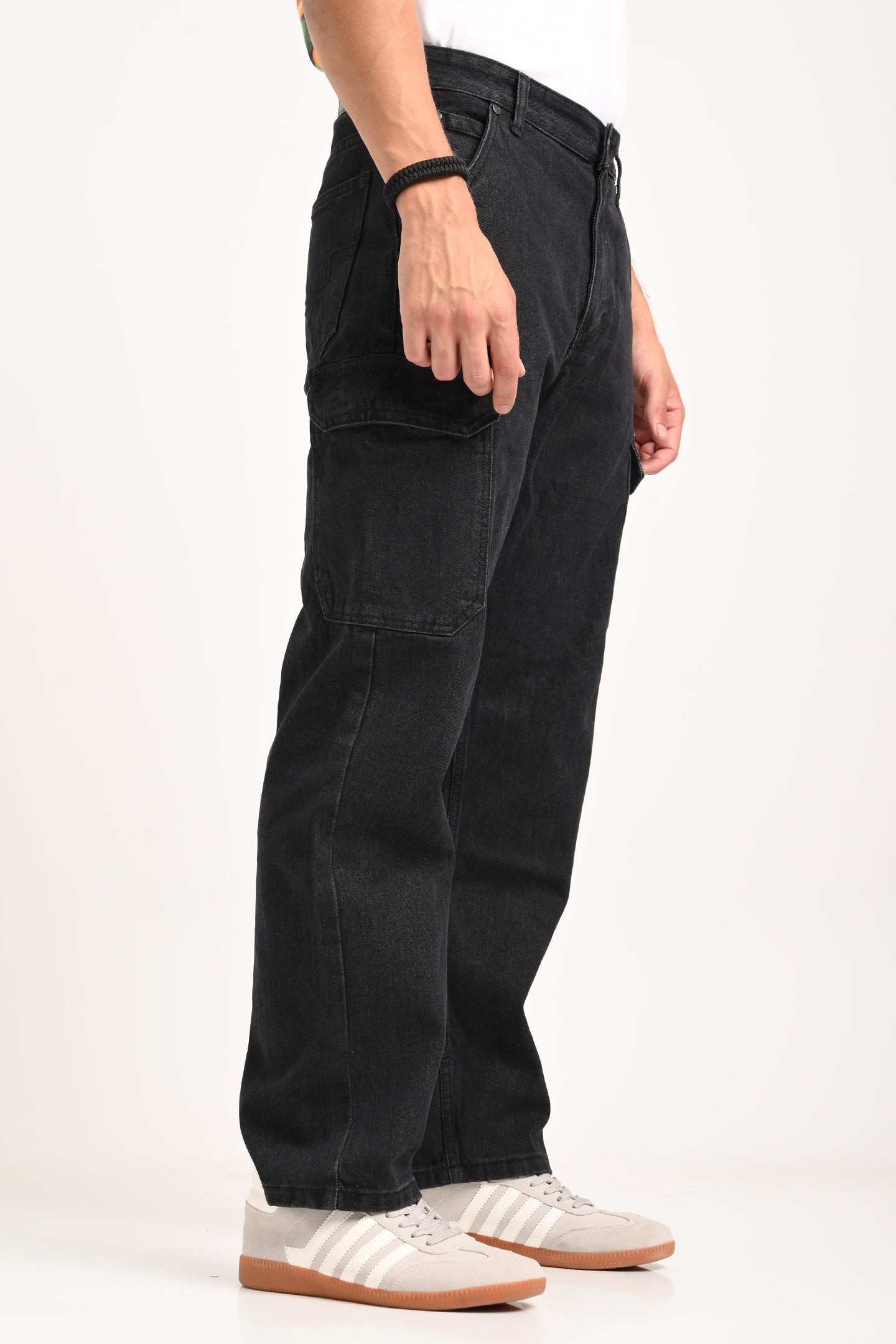 Jet Black Cargo Jeans For men - Mid Rise Relaxed Fit Pic 6