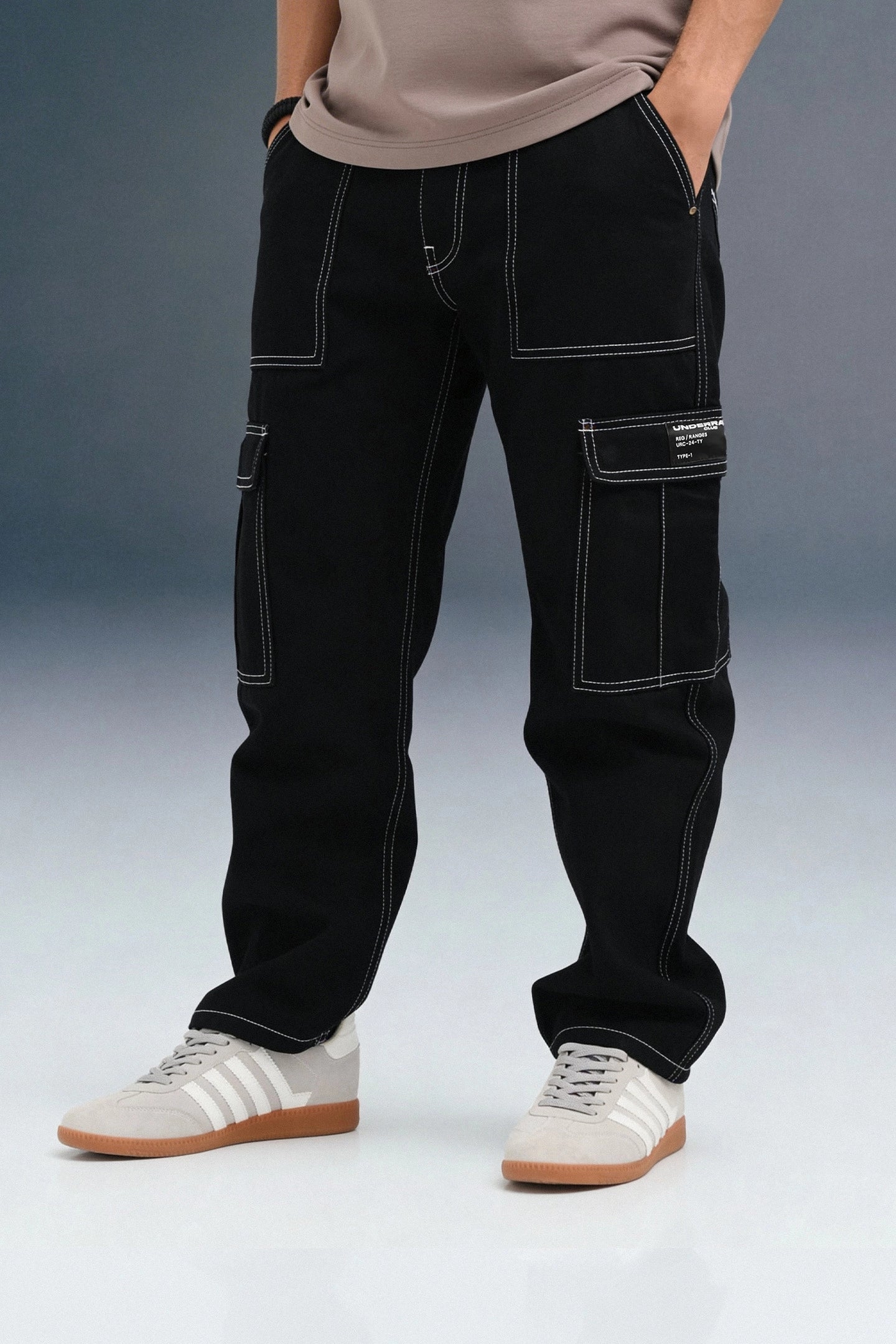 Black 6-Pocket Cargo Jeans for Men - Mid Rise Regular Fit