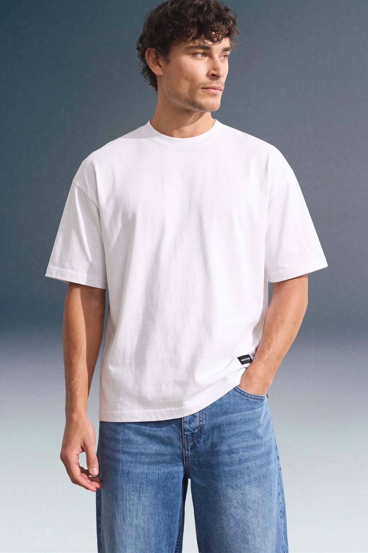 Wake-up Barbie White Oversized T-shirt