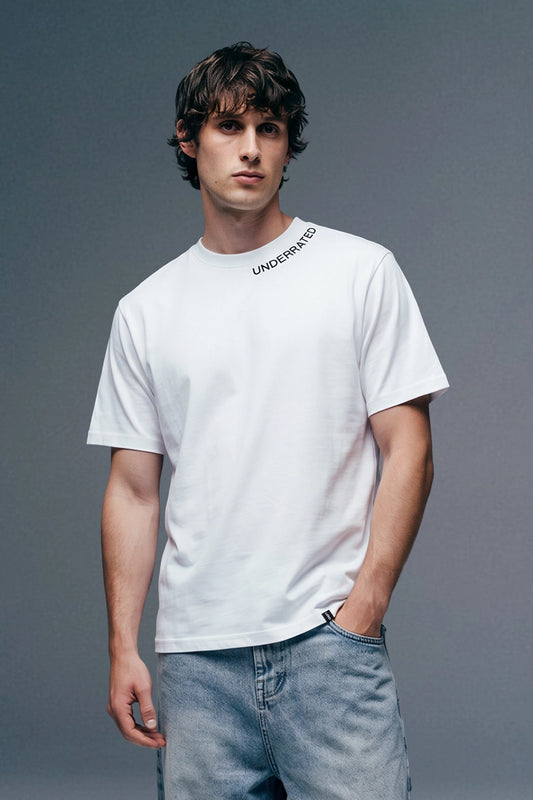 Underrated Curve White Regular Fit T-shirt