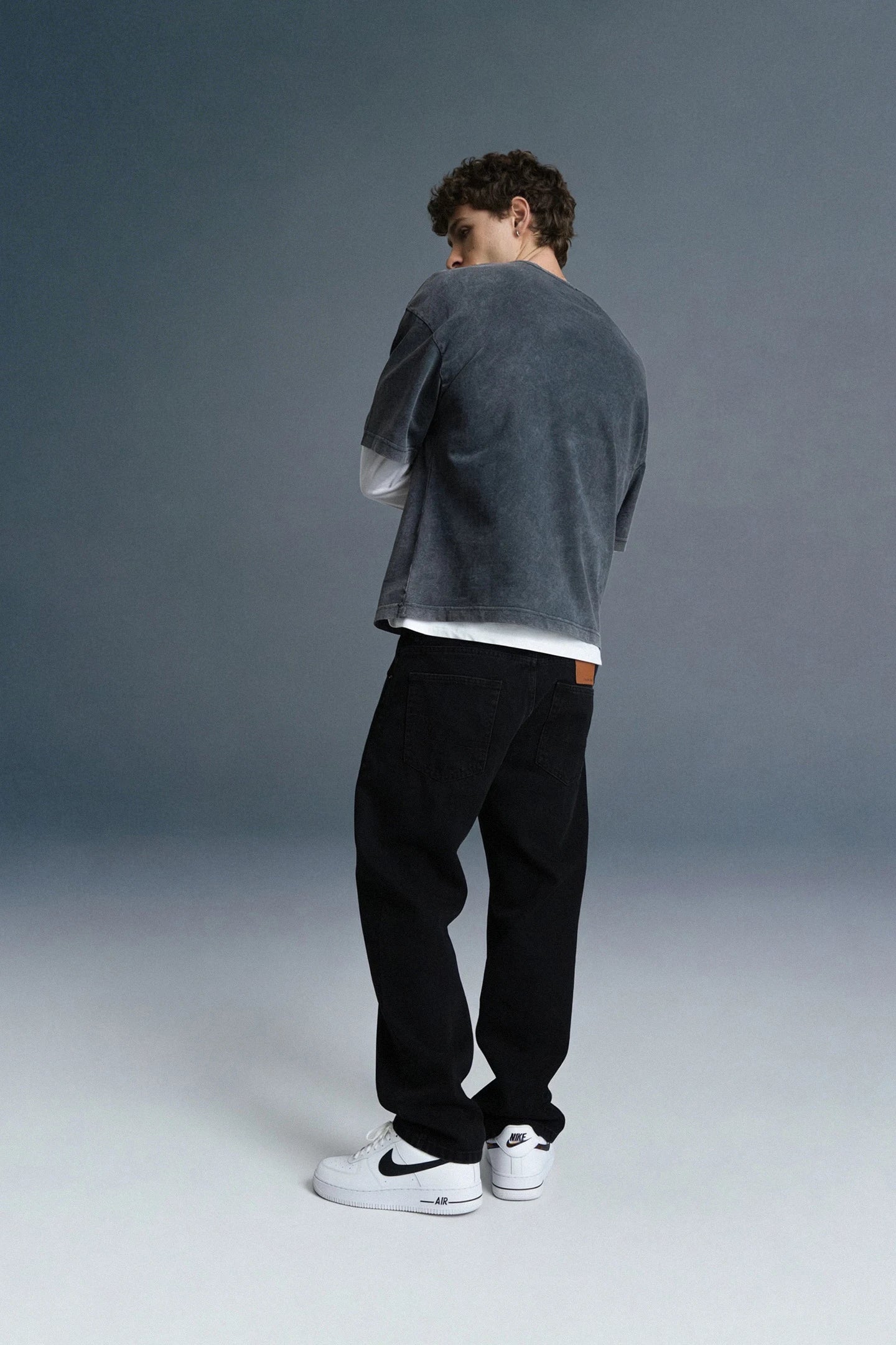 Black Mid Rise Men's Straight Jeans