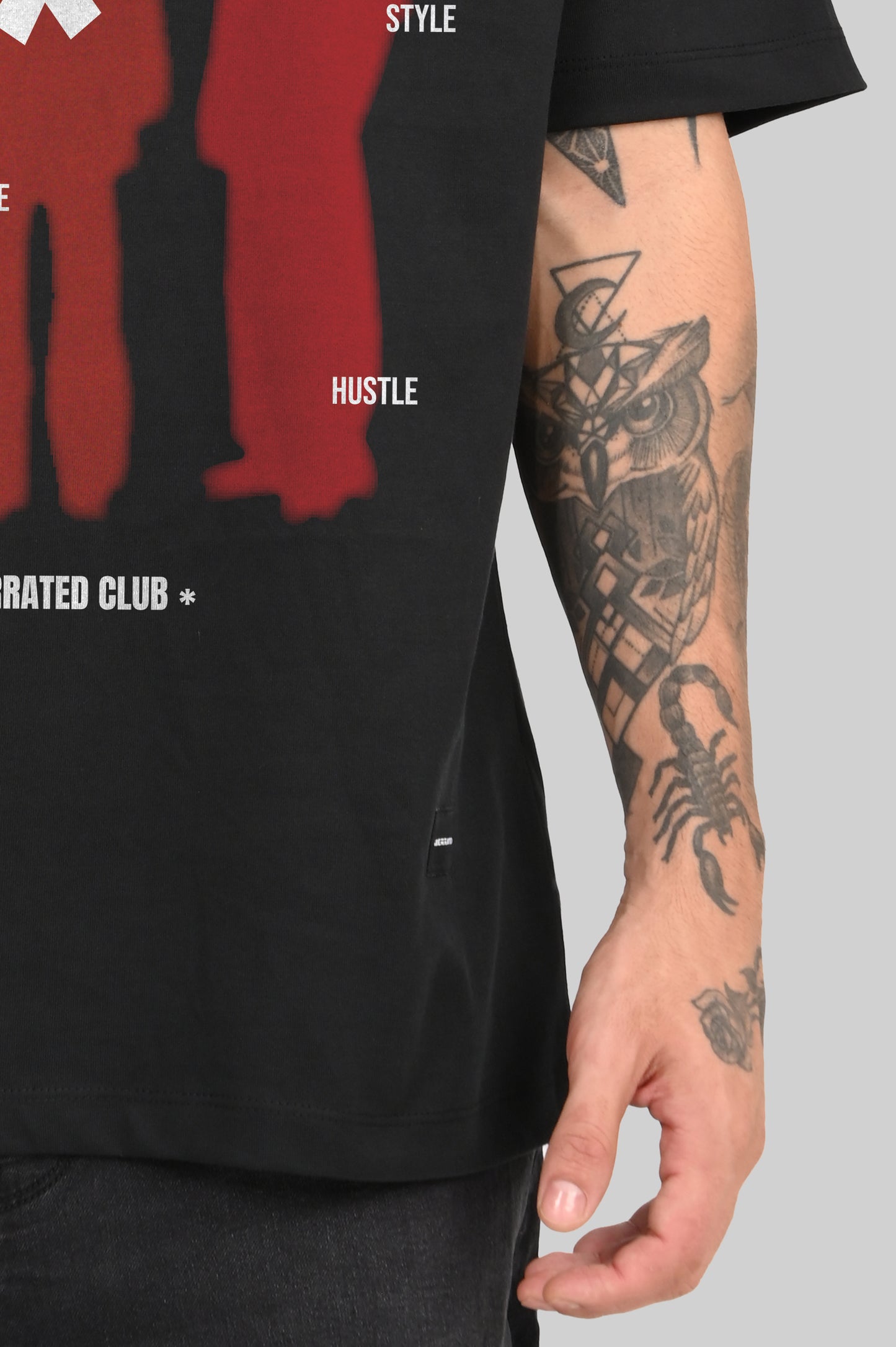Level Up Silhouette Print Black Oversized Fit T-Shirt Men Pic 2