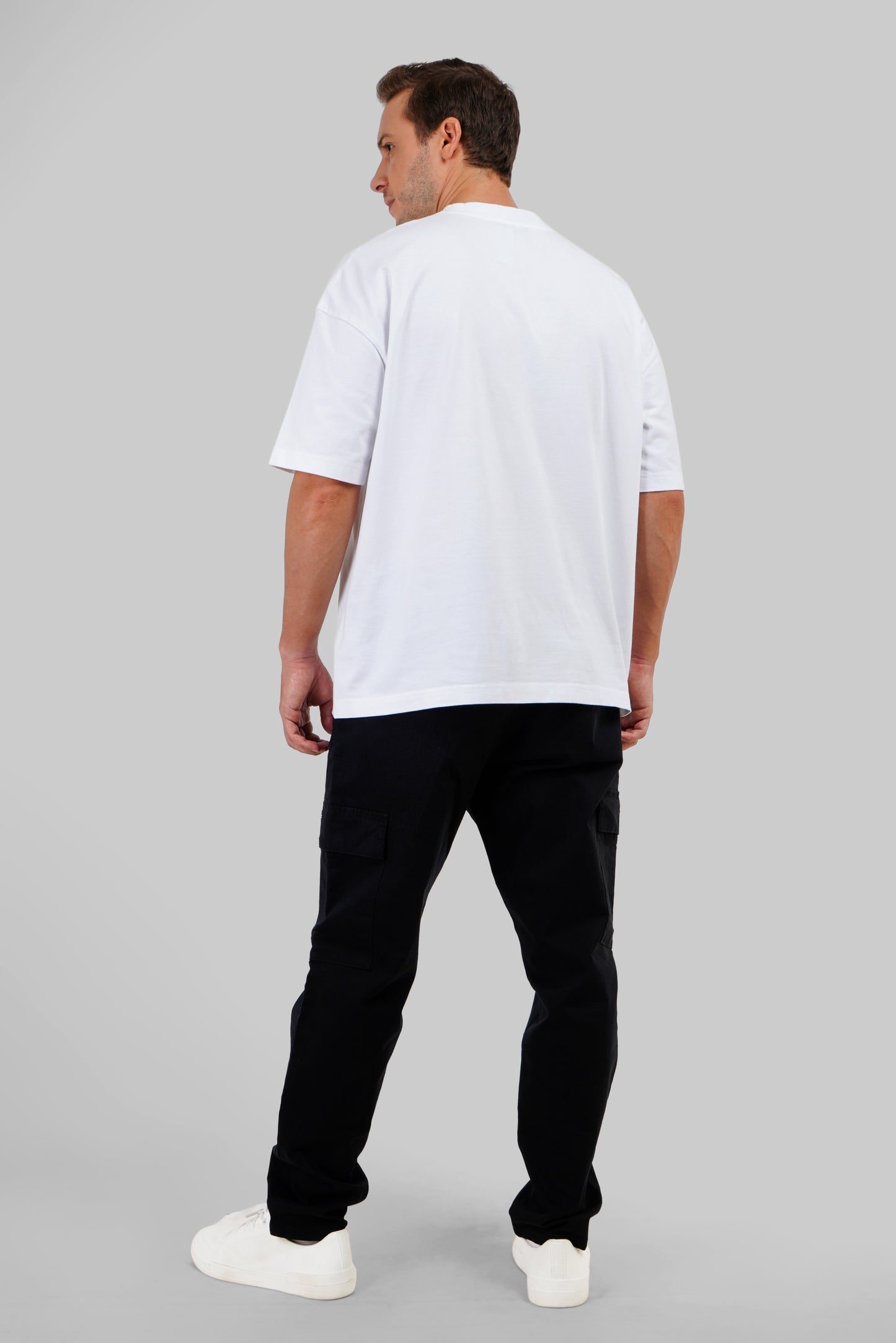 Trust No One White Baggy Fit T-Shirt Men