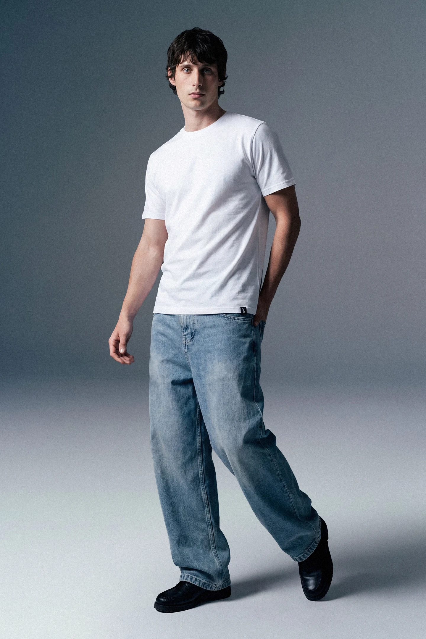 Solid White Half Sleeves T-Shirt For Men Regular Fit